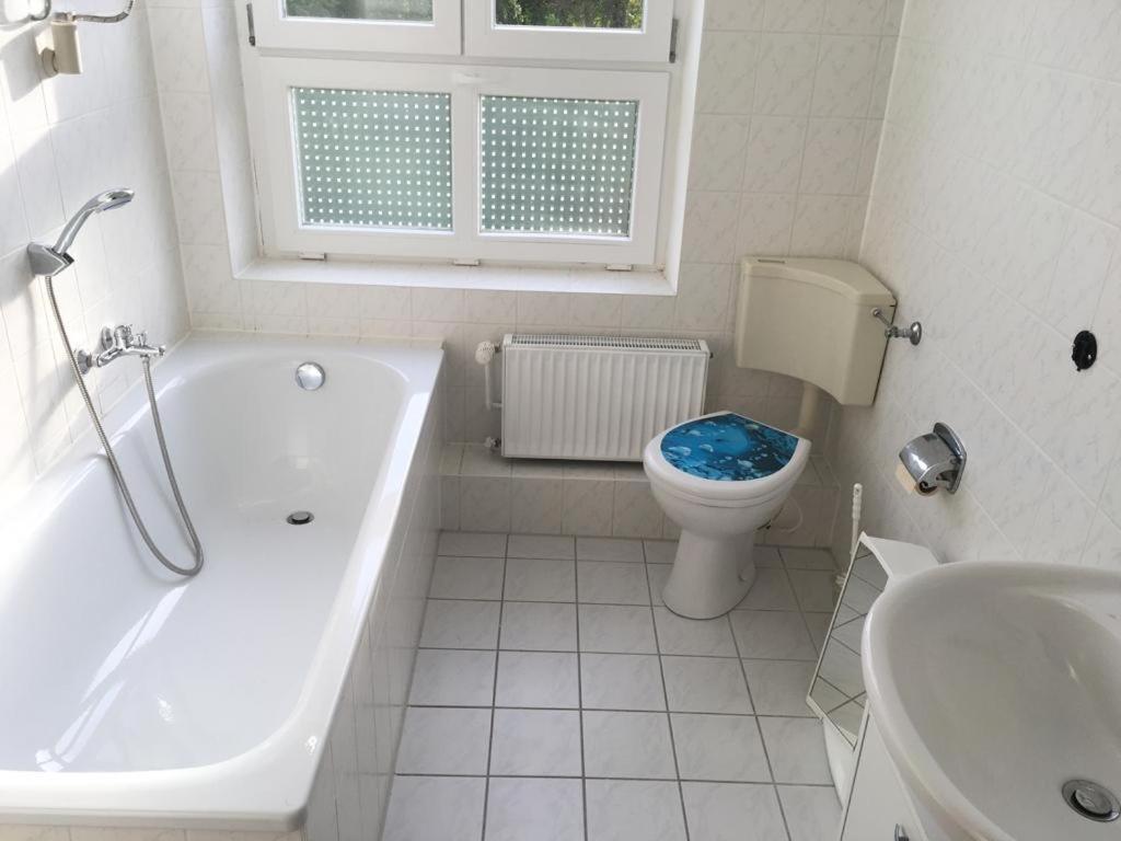 Gemuetliche Ferienwohnung Fuer 6 Personen Im Schloss Kastorf Knorrendorf Экстерьер фото